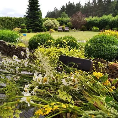 Z Ogrodem I Jacuzzi Kiezliny